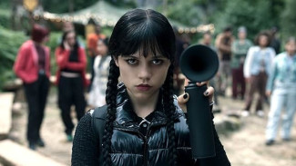 Misteri di Akhir Season 1 Wednesday, Siapa Hyde Sebenarnya dan Apa yang Terjadi Selanjutnya