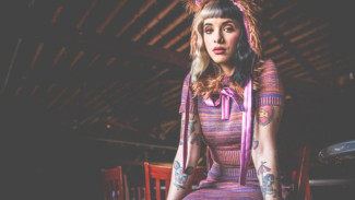 Makna Album Cry Baby Melanie Martinez, Imut di Luar dan Horor Psikologis di Dalam