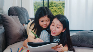 Tren Parenting Gen Z, Mengasuh Anak Tanpa Menuntut Kesempurnaan