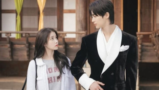 Perfect Crown, Romansa Penuh Ambisi IU dan Byeon Woo Seok di Era Monarki Modern
