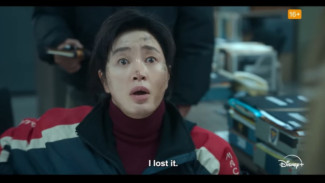 5 Drama Korea Bertema Jurnalis Investigasi yang Bikin Deg-degan Sekaligus Baper