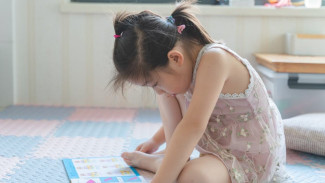 7 Tips Orang Tua Agar Fokus Anak Tidak Terganggu di Era Digital