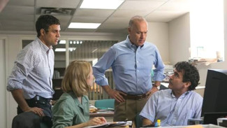 Spotlight, Kisah Nyata Jurnalis Boston Globe Bongkar Skandal Pelecehan Anak