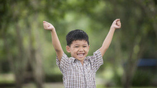 7 Tips Efektif Membangun Kepercayaan Diri Anak