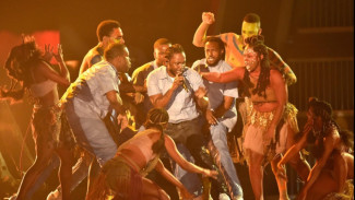 Kendrick Lamar Pecahkan Rekor, 22 Lagu Bawa Ia Jadi Songwriter No 1 2025!