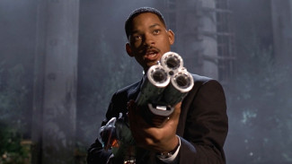 Men in Black, Petualangan Agen Rahasia Lawan Invasi Alien