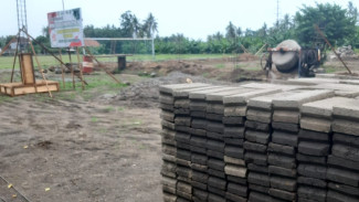 Pemilik Batako Ungkap Kerugian Akibat Mantan Mandor Proyek KDMP Desa Bimorejo & Desa Sumber Kencono
