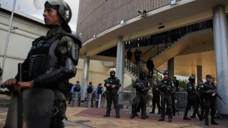 Ledakan Parlemen Honduras: Legislator Konservatif Luka