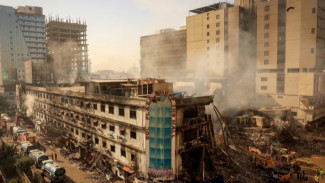 Ledakan Kebakaran Gul Plaza Karachi: 28 Tewas Ungkap Kegagalan Keselamatan