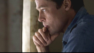 Kisah Unik Kehidupan Terbalik Dalam ‘The Curious Case of Benjamin Button’