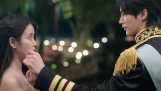 Teaser Perfect Crown,  IU dan Byeon Woo Seok Terikat Kontrak Nikah!
