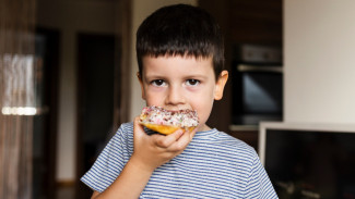 Makanan Ini Bisa Berbahaya untuk Anak, Wajib tahu!