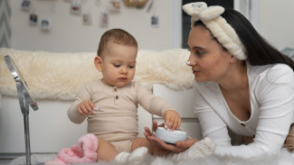 Panduan Khusus Merawat Bayi Perempuan, Simak Tips Kebersihan dan Kesehatan yang Wajib Diketahui!