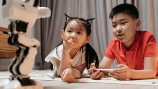 Menghadapi Perkembangan AI dan Dunia Digital, Bekali Anak Sejak Dini