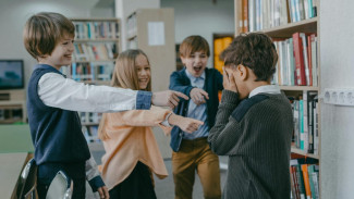 Remaja Korban Grooming Sering Tak Melawan, Psikolog Jelaskan Penyebabnya