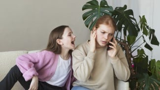 Tips Parenting Anak Remaja agar Hubungan Tetap Sehat dan Terbuka