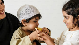 Kapan Mulai Melatih Anak Puasa? Simak Panduan untuk Orang Tua