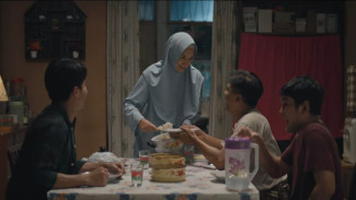 Film Rumah Tanpa Cahaya Angkat Kisah Kehilangan Dan Peran Ibu Dalam Keluarga