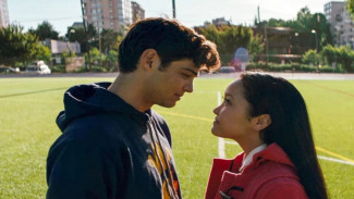 Romantis tapi Kocak! Ini 10 Film Rom-Com Terbaik yang Wajib Ditonton