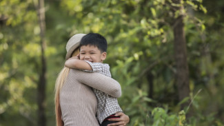 Cara Membantu Anak Merasa Bangga Dengan Dirinya Sendiri