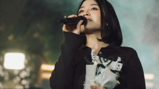 7 Rekomendasi Lagu Bernadya yang Wajib Masuk Playlist Galau Kamu