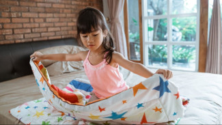 Kebiasaan Sehari-hari yang Membantu Anak Tumbuh Lebih Mandiri