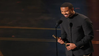 Michael B. Jordan Menang Best Actor Oscars 2026 Lewat “Sinners”, Beri Penghormatan ke Aktor Kulit Hitam
