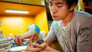 Menilik Jejak Inisiatif Sosial 'Moss Flower' yang Terlahir dari Film Big World