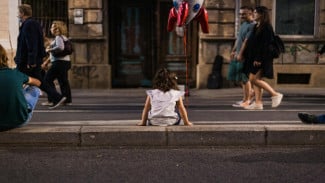 Anak Bisa Merasa Kesepian di Rumah Sendiri, Ini yang Sering Tidak Disadari Orang Tua