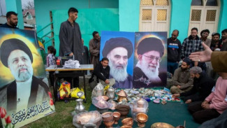 Kashmiris Hancurkan Celengan Emas Donasi Dukung Iran Lawan AS