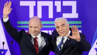 Bennett Lapid Satu Koalisi Lawan Netanyahu Pemilu Israel