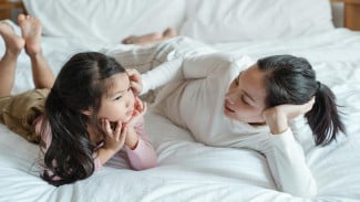 Daripada Menasihati, Coba 8 Pertanyaan Ini agar Anak Mau Terbuka Tanpa Dipaksa