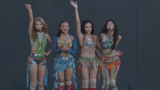 No Na Kembali Tampil di Head In The Clouds LA 2026, Bawakan Lagu Baru Honk!