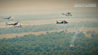 Kebakaran Hutan dan Lahan Masih Terjadi, Pemerintah Kerahkan 64 Pesawat dan 54.394 Personel untuk Padamkan Api
