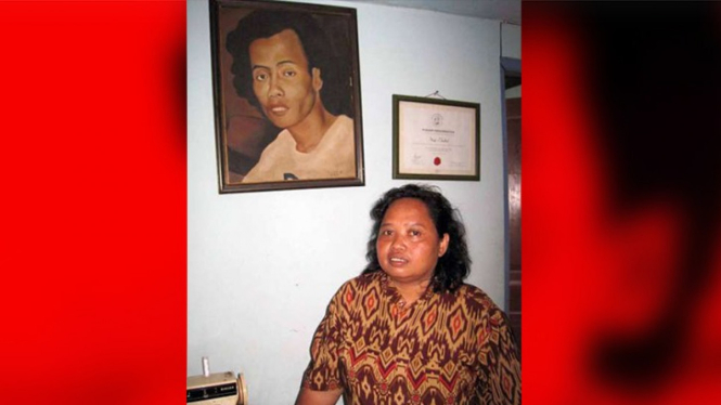 Profil Mbak Sipon istri Wiji Thukul.