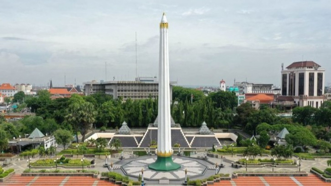 Tugu Pahlawan Surabaya.