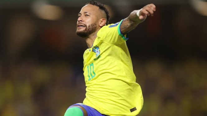 Neymar Jr pecahkan rekor pencetak gol Timnas Brasil.