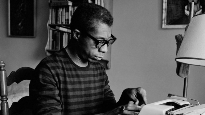 James Baldwin, penulis dan aktivis hak sipil asal Amerika.