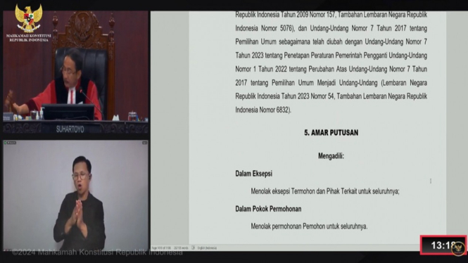 Ketua MK Suhartoyo membacakan amar putusan sidang MK