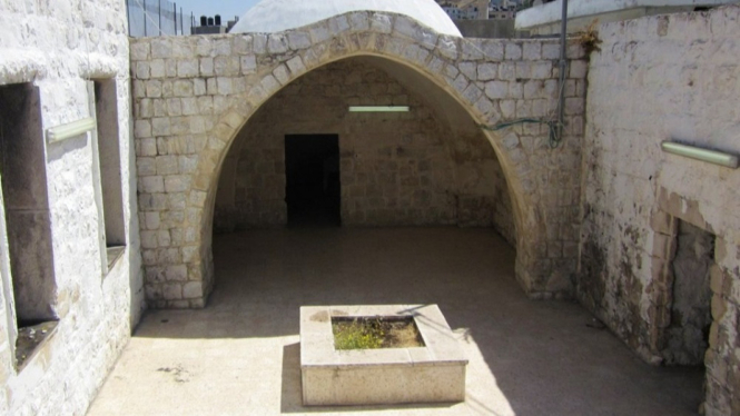 Lokasi diduga makam Nabi Yusuf di Nablus