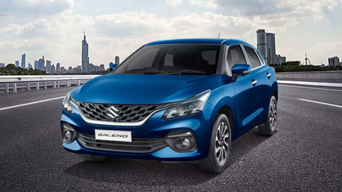 Mobil Hatchback Suzuki Baleno.