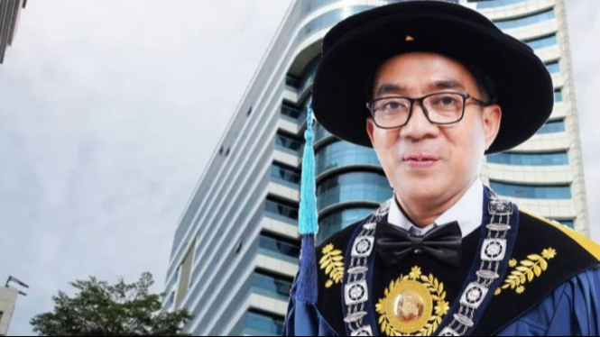 Prof Brian Yuliart, Menteri Pendidikan Tinggi, Sains, dan Teknologi.