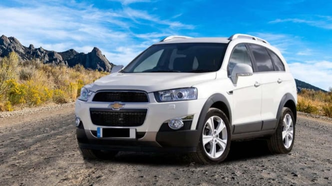 Chevrolet Captiva 2.0 Diesel (2010), SUV 4x4 di Bawah Rp100 Juta.