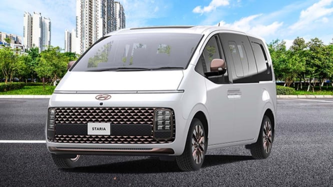 Hyundai Staria 9-Seater, Mobil Diesel Mewah.