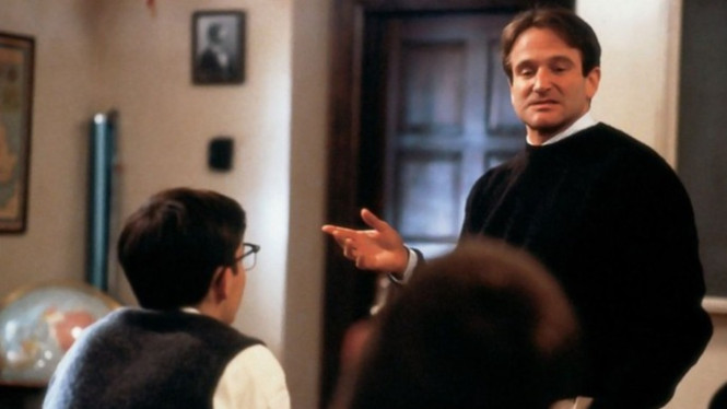 Robin Williams sebagai John Keating di Dead Poets Society (1989)