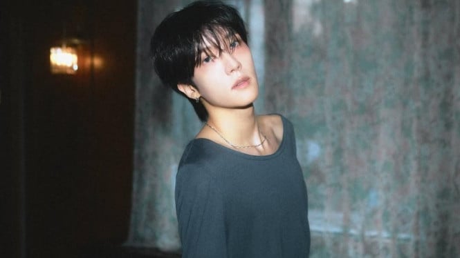 Konsep Foto Junghoon untuk Single "Belong"