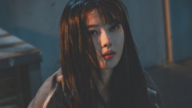 Kim You Jung dalam drama “Dear X“