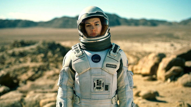 Karakter Dr. Amelia Brand di film Interstellar.
