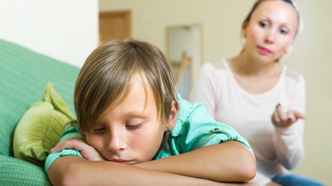 Ditolak teman bermain bisa jadi luka emosional bagi anak