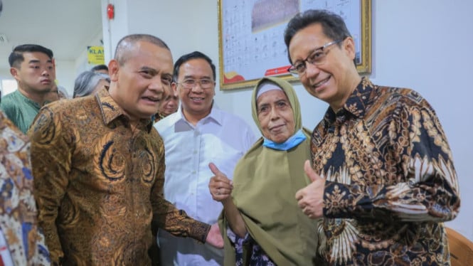 Gubernur Jawa Tengah mendampingi Menteri Kesehatan